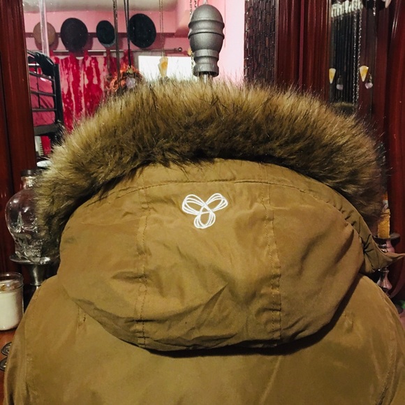 TNA winter jacket - Picture 7 of 8